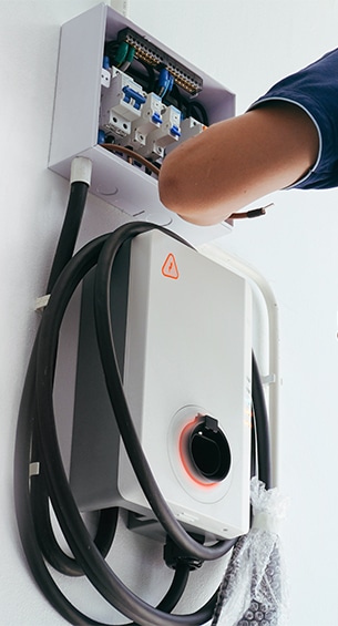 EV Charger Point Installations Southampton 305x565